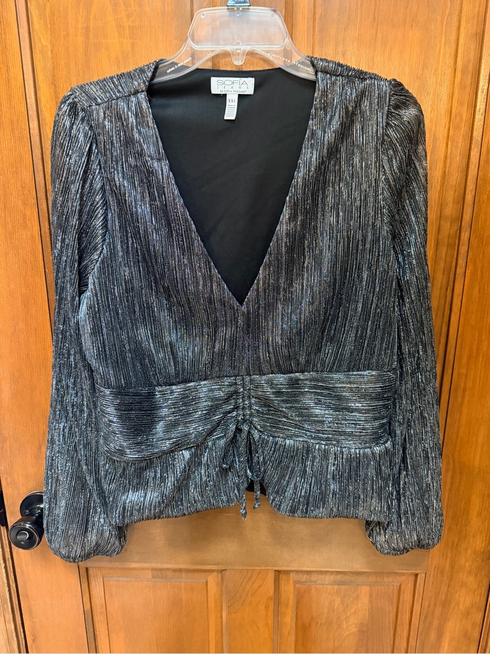 sofia by sofia vergara Black Metallic V-Neck Ruched Waist Blouse